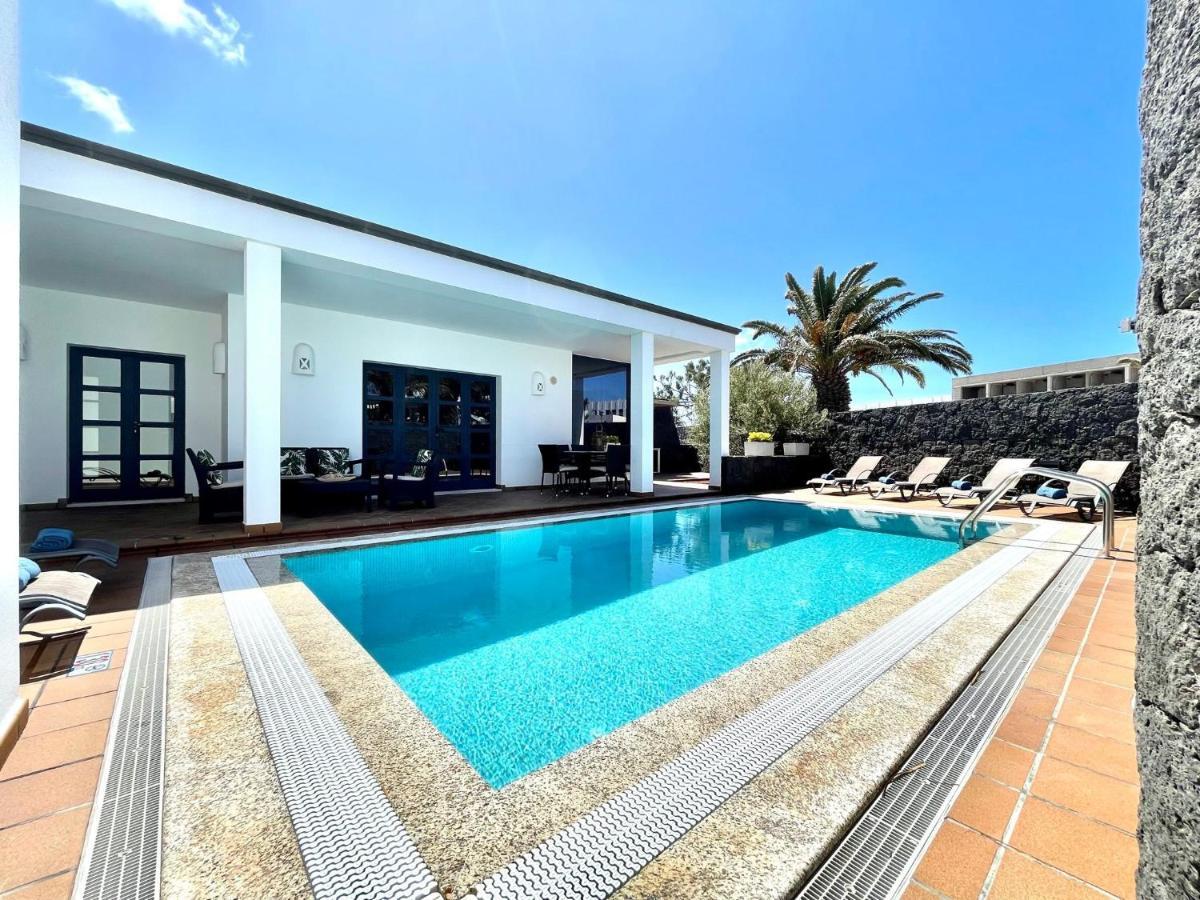 Villas Mamma Mia Pool Heat Private & Jacuzzi Playa Blanca  Exterior foto