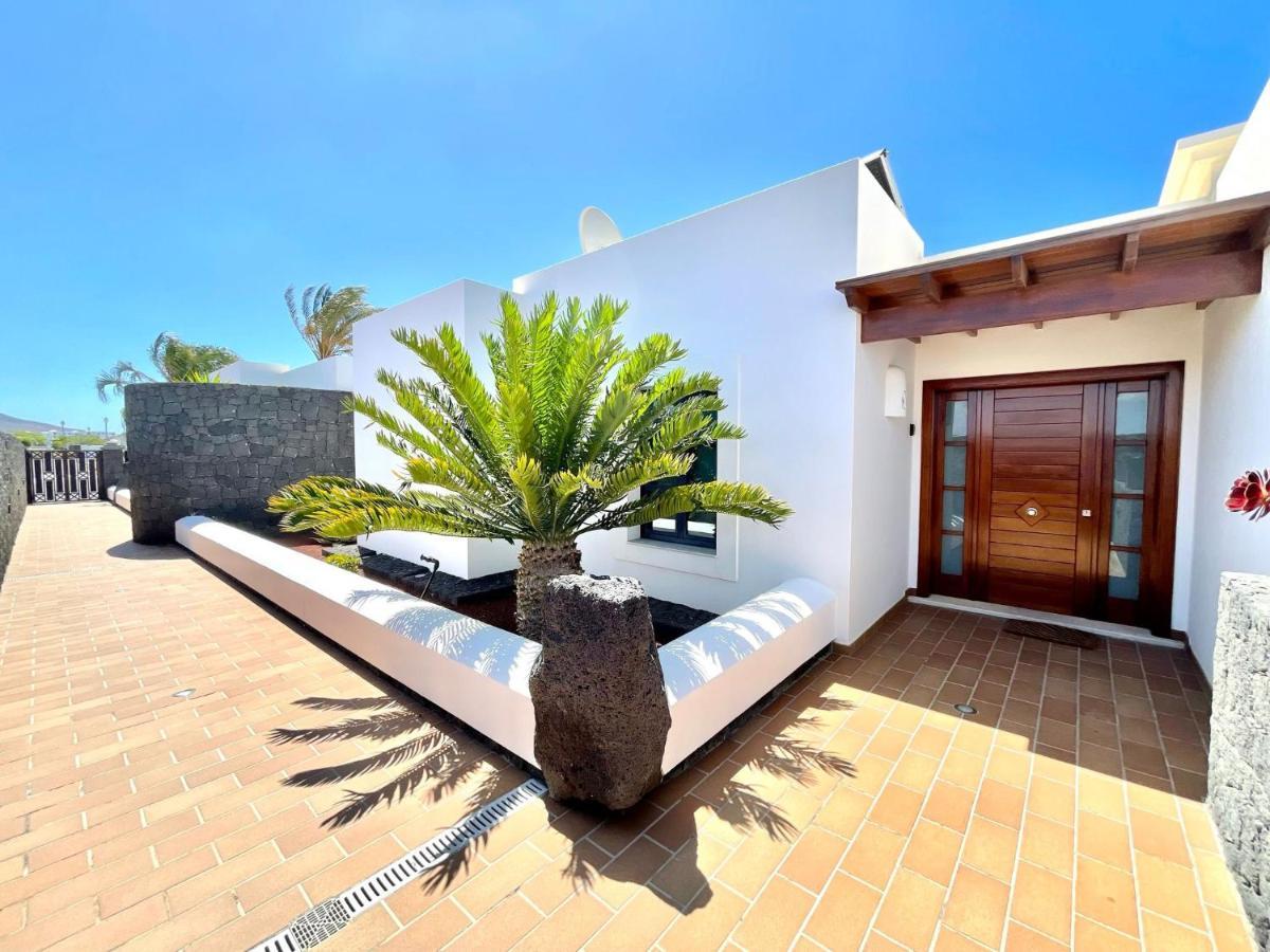 Villas Mamma Mia Pool Heat Private & Jacuzzi Playa Blanca  Exterior foto