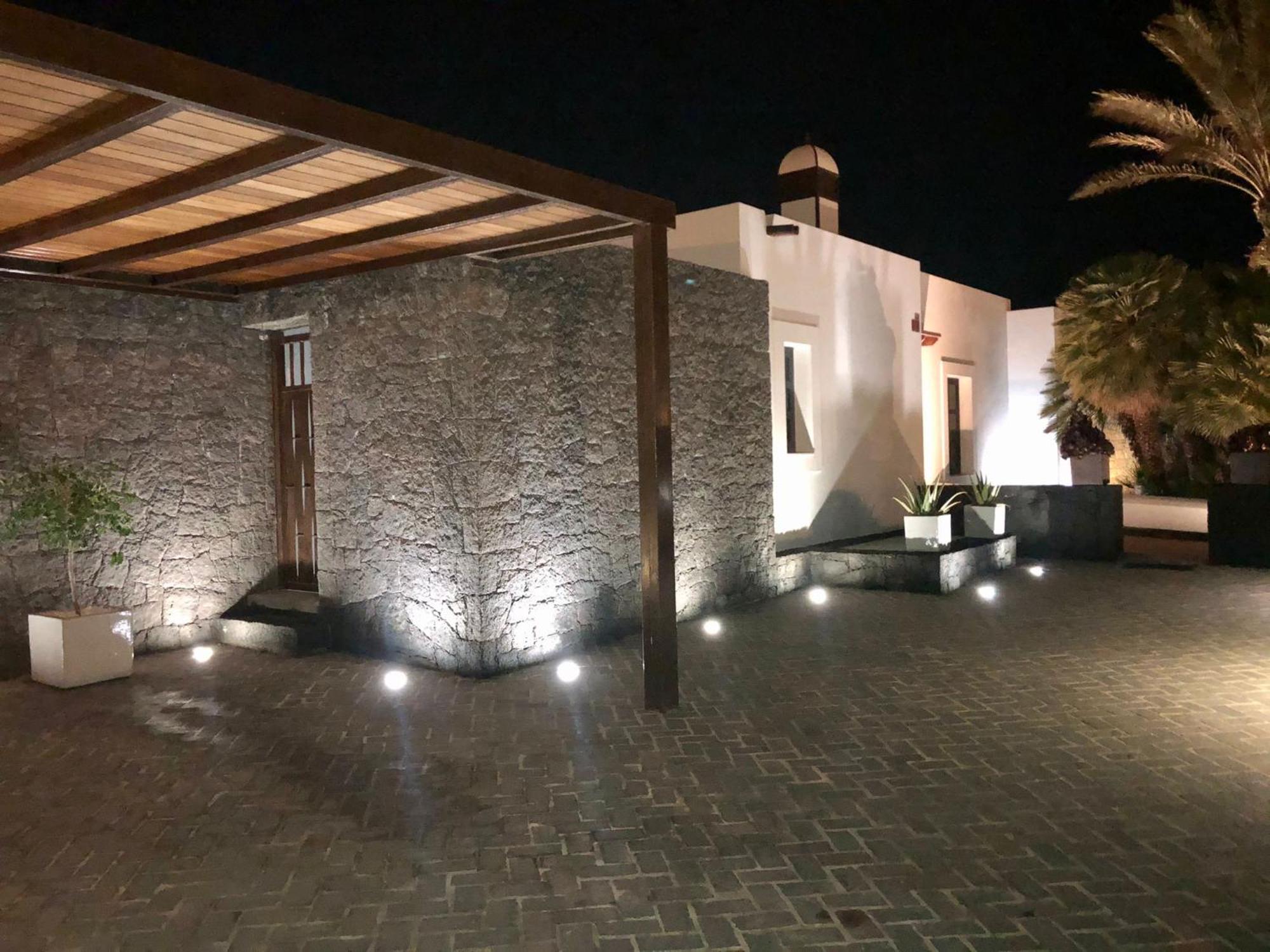 Villas Mamma Mia Pool Heat Private & Jacuzzi Playa Blanca  Exterior foto