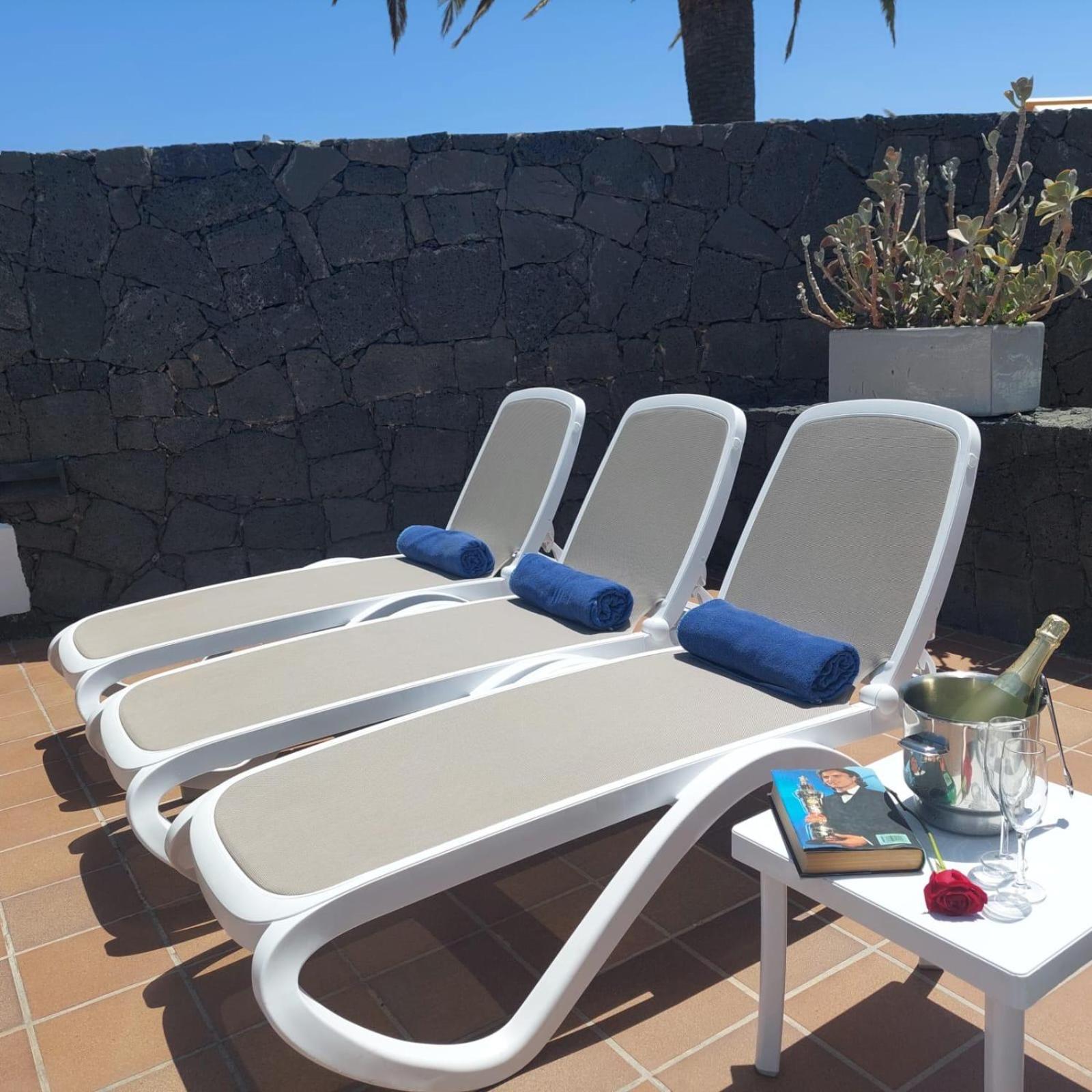 Villas Mamma Mia Pool Heat Private & Jacuzzi Playa Blanca  Exterior foto